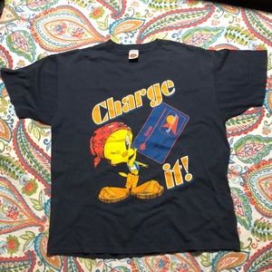 Black vintage 90’s Loony Toons Tweety Bird TShirt